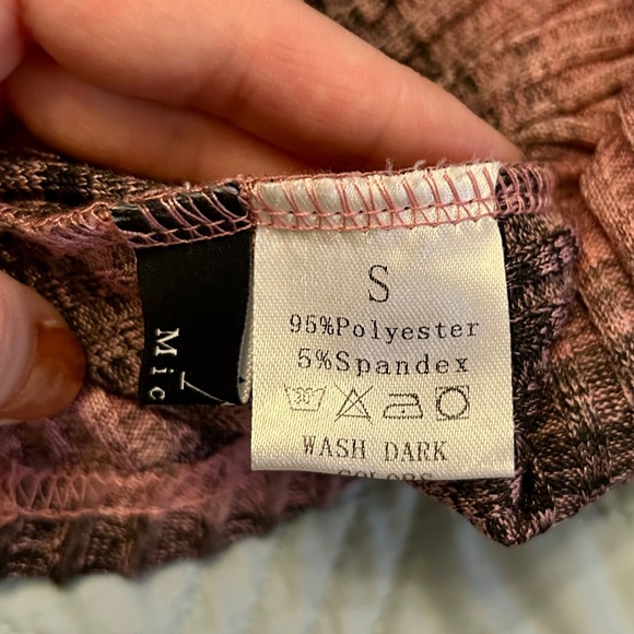 MICOSON Brand Pink and Black Striped Top, Long Sleeves, Size Small - Picture 5 of 6